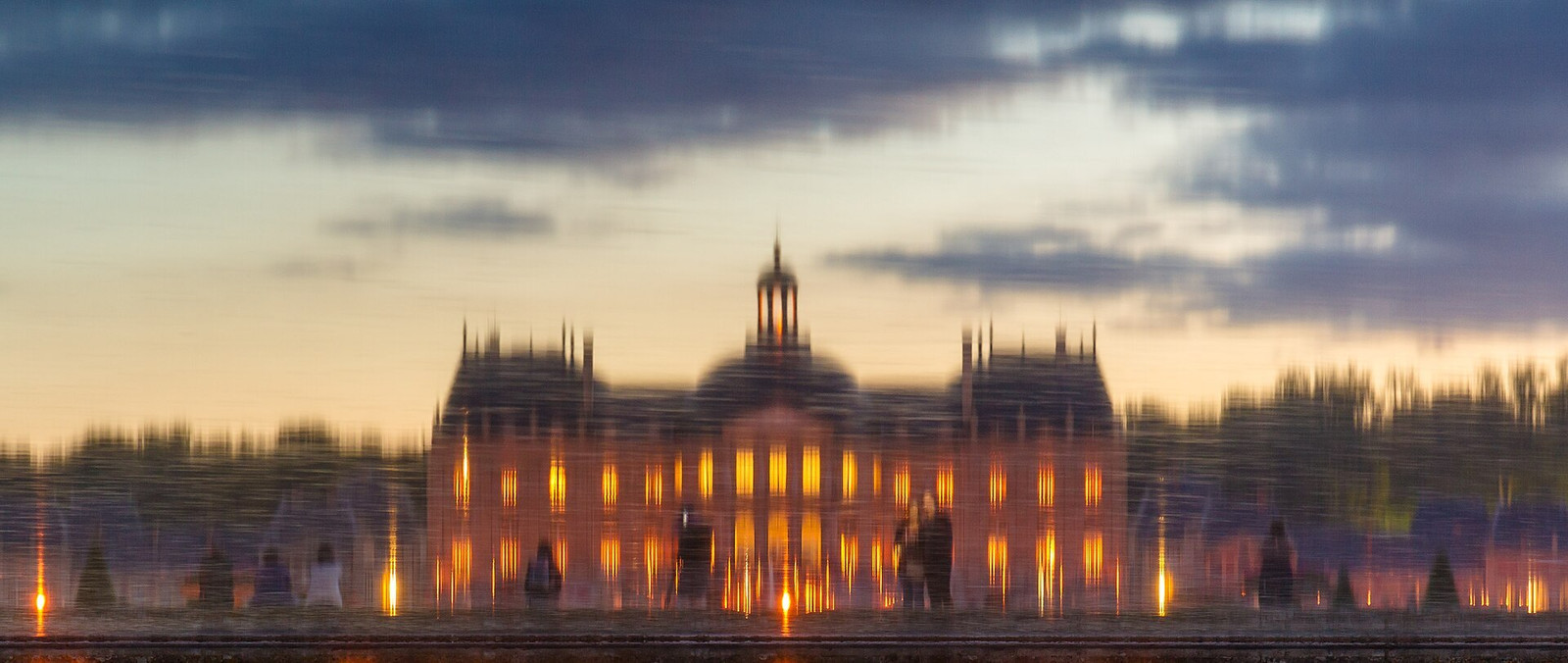 Vaux-le-Vicomte and its dome reflected across the water